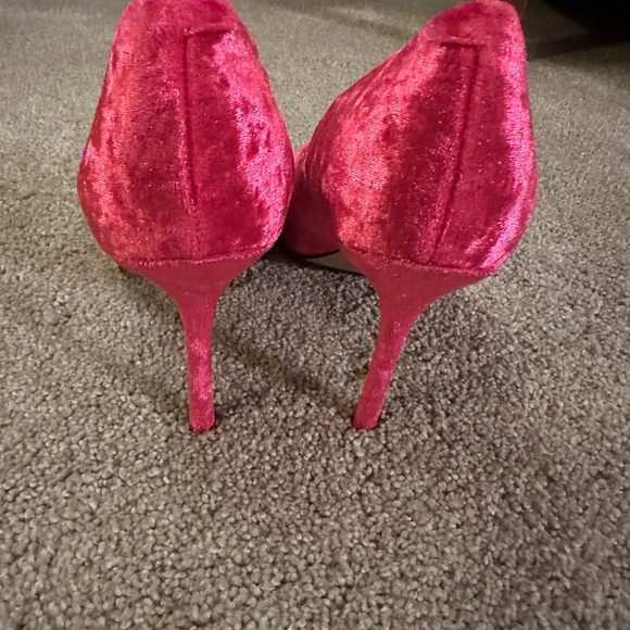 Pink velvet heels - Picture 3 of 5